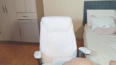 Naree online show from 01.19.25