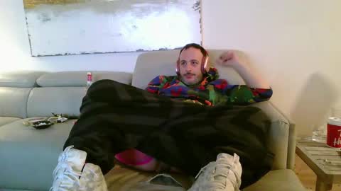 nassobout online show from 01.01.25