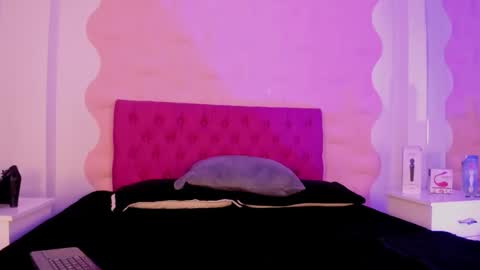 Maira online show from 11.06.25