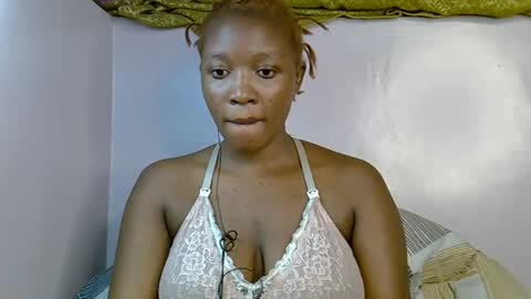 Snapshot of nasty_previne chatting on 10.29.25 previn online show from 10.29.25