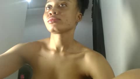 ella online show from 12.20.25