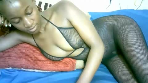 Snapshot of nastyafrika chatting on 11.24.25 Marie online show from 11.24.25