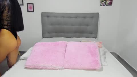 Snapshot of nata_gil19 chatting on 02.21.25 Karo online show from 02.21.25