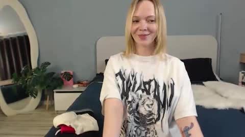 natalee_love online show from 04.06.26