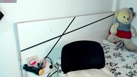 Snapshot of natalia_cb chatting on 03.04.25 Natalia online show from 03.04.25