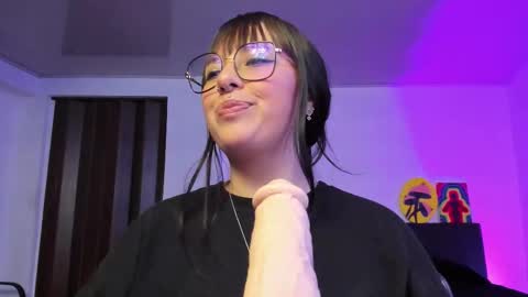 Natalia online show from 03.28.26