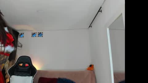 natalie1012 online show from 12.19.25