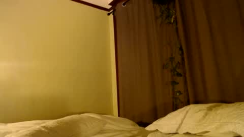 Natalie Six online show from 02.22.25