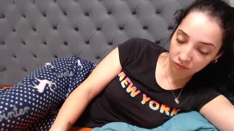 Miia online show from 01.23.25