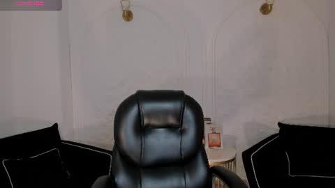 Snapshot of natalielewis_ chatting on 06.19.26 Natalie Lewis online show from 06.19.26