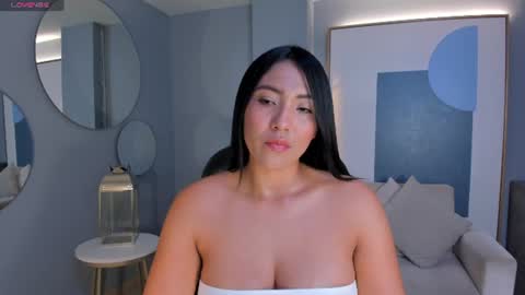 Snapshot of natalielewis_ chatting on 07.14.26 Natalie Lewis online show from 07.14.26