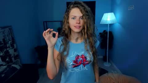 Natalie online show from 09.17.25