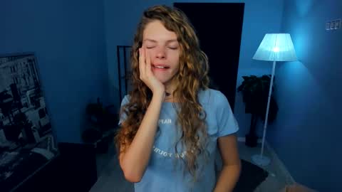 Natalie online show from 10.31.25