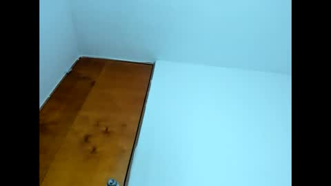 natalycarter_ online show from 10.19.25