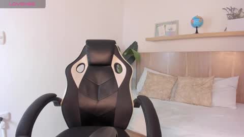 N A T A S H A online show from 12.28.24