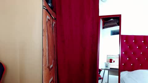 natasha__magics online show from 10.30.25