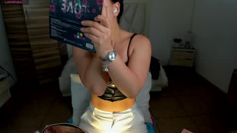 Snapshot of natasha_bernett chatting on 04.01.26 Natasha Bernett online show from 04.01.26