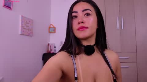 Snapshot of natasha_klump chatting on 06.21.26 natasha_klump online show from 06.21.26