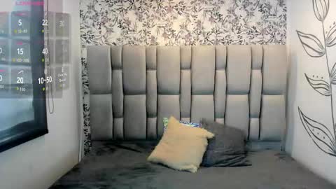 Snapshot of natasha_rose__ chatting on 10.12.25 N A T A S H A online show from 10.12.25