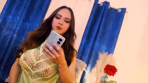 natasha_sins_ online show from 09.11.25