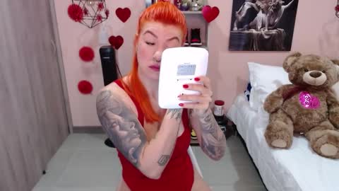 Snapshot of natasha_woo chatting on 02.18.25 Nat online show from 02.18.25