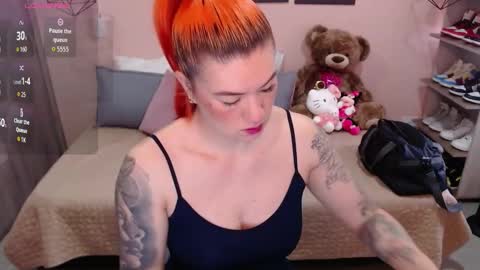 Snapshot of natasha_woo chatting on 09.28.25 Nat online show from 09.28.25