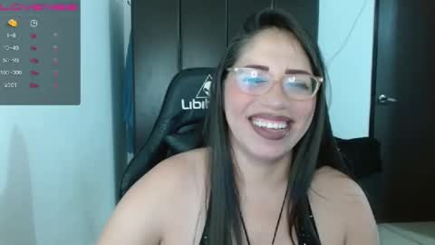 Natasha Smithe  online show from 01.31.25