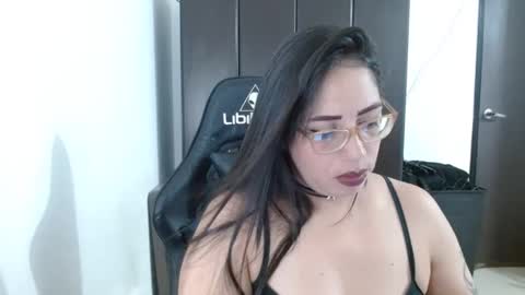 Natasha Smithe  online show from 02.18.25