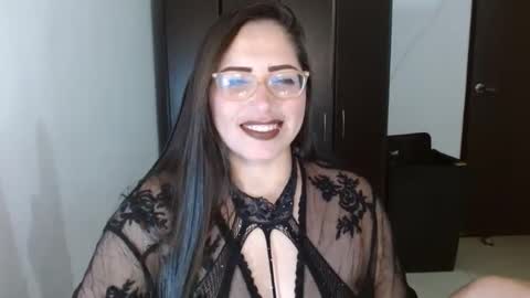 Natasha Smithe  online show from 10.12.25