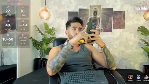 Snapshot of nate_franco chatting on 10.23.25 Nate Franco online show from 10.23.25