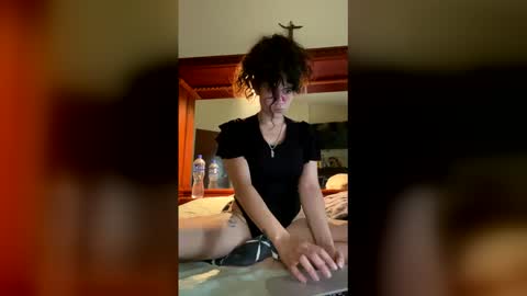 nathadleche online show from 04.12.26