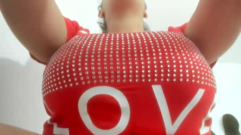 Snapshot of nathalia_hottman chatting on 01.16.25 NATHALIA online show from 01.16.25