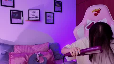 Snapshot of nathalia_ramirez_ chatting on 03.01.26 Nathalia Ramirez online show from 03.01.26