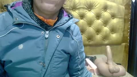 Nathalia online show from 02.12.25