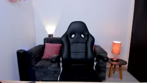 NATHALIE online show from 02.08.25