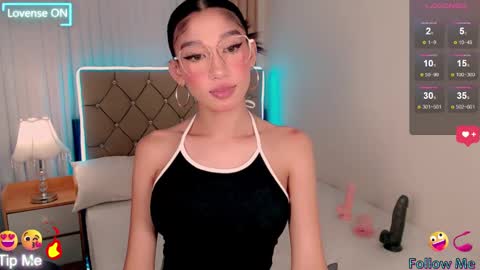   please follow me guyss online show from 02.24.25