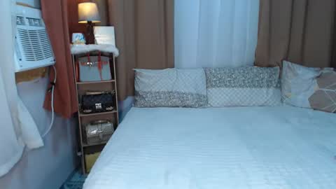 Queen Marga online show from 03.12.26