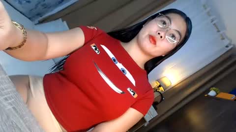 Queen Marga online show from 07.16.26