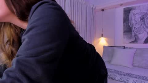 NATHALIE online show from 04.08.26