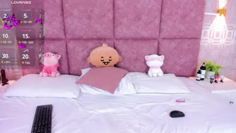 Nathalie Ross online show from 03.24.26