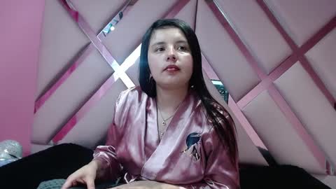 nathaly low online show from 01.09.25
