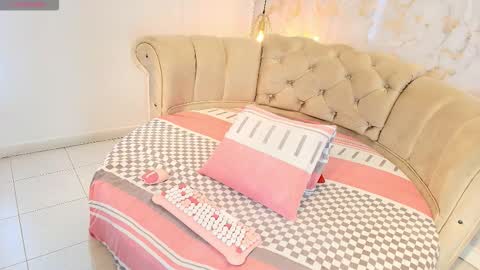 Snapshot of nathamiller chatting on 09.20.25 Natha online show from 09.20.25