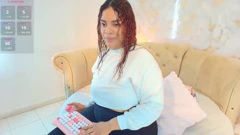 Snapshot of nathamiller chatting on 11.16.25 Natha online show from 11.16.25