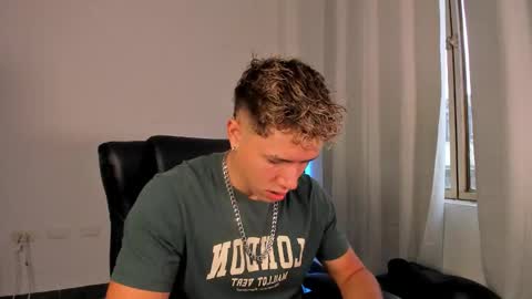 Snapshot of nathan_blake_ chatting on 11.28.25 Nathan online show from 11.28.25