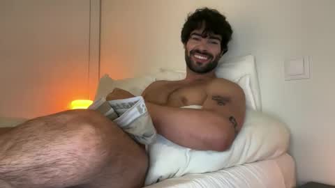 Snapshot of nathan_gael chatting on 04.25.26 Nathaniel online show from 04.25.26