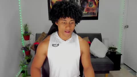 Snapshot of nathan_sexy247 chatting on 02.11.25 Nathan online show from 02.11.25