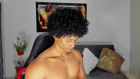 Snapshot of nathan_sexy247 chatting on 09.25.25 Nathan online show from 09.25.25