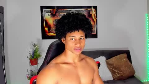 Snapshot of nathan_sexy247 chatting on 11.02.25 Nathan online show from 11.02.25