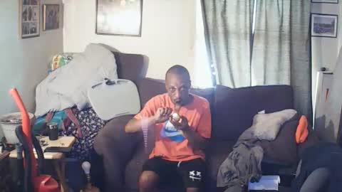 Snapshot of nathanbutler0 chatting on 04.04.26 nathanbutler0 online show from 04.04.26