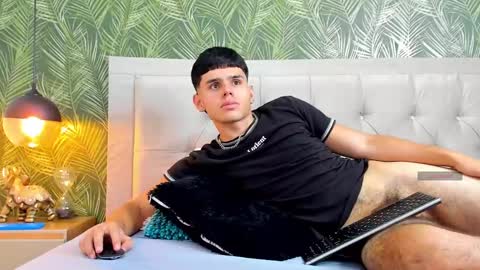 Snapshot of nathaniel_park chatting on 12.24.24 Nathaniel Park online show from 12.24.24